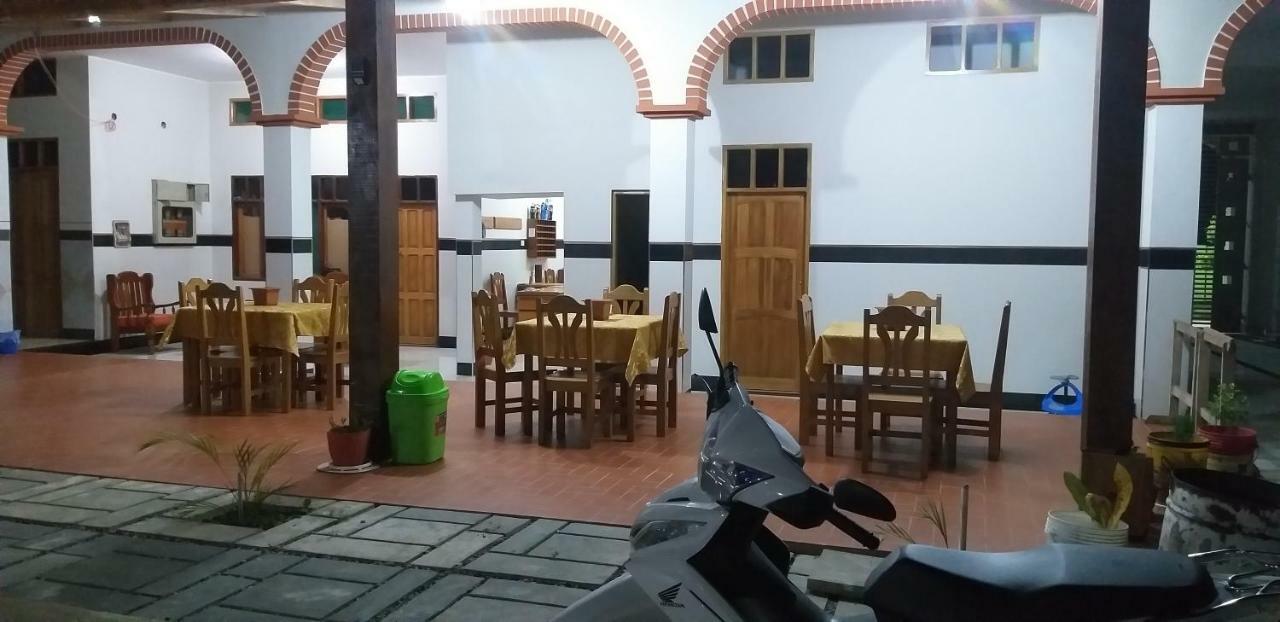 Hotel Tacuaral Rurrenabaque Eksteriør billede