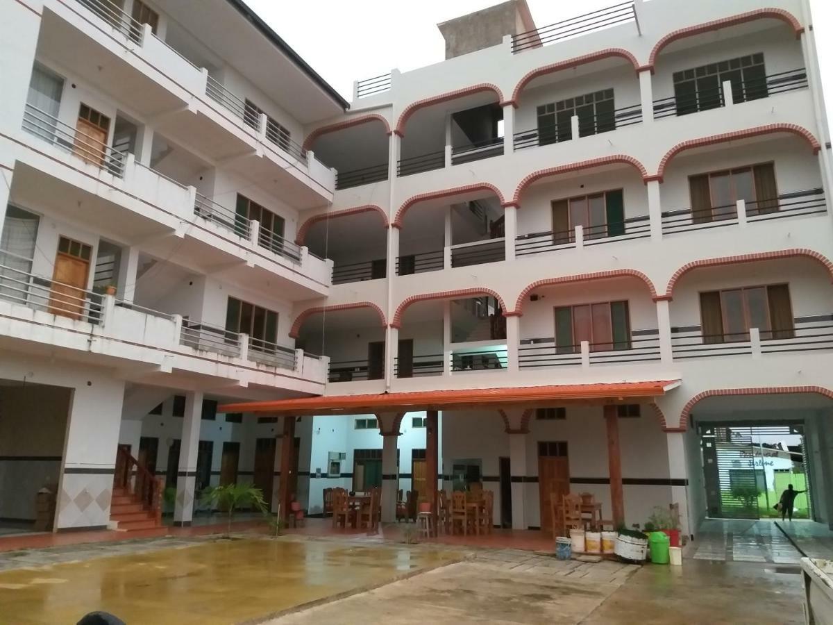 Hotel Tacuaral Rurrenabaque Eksteriør billede